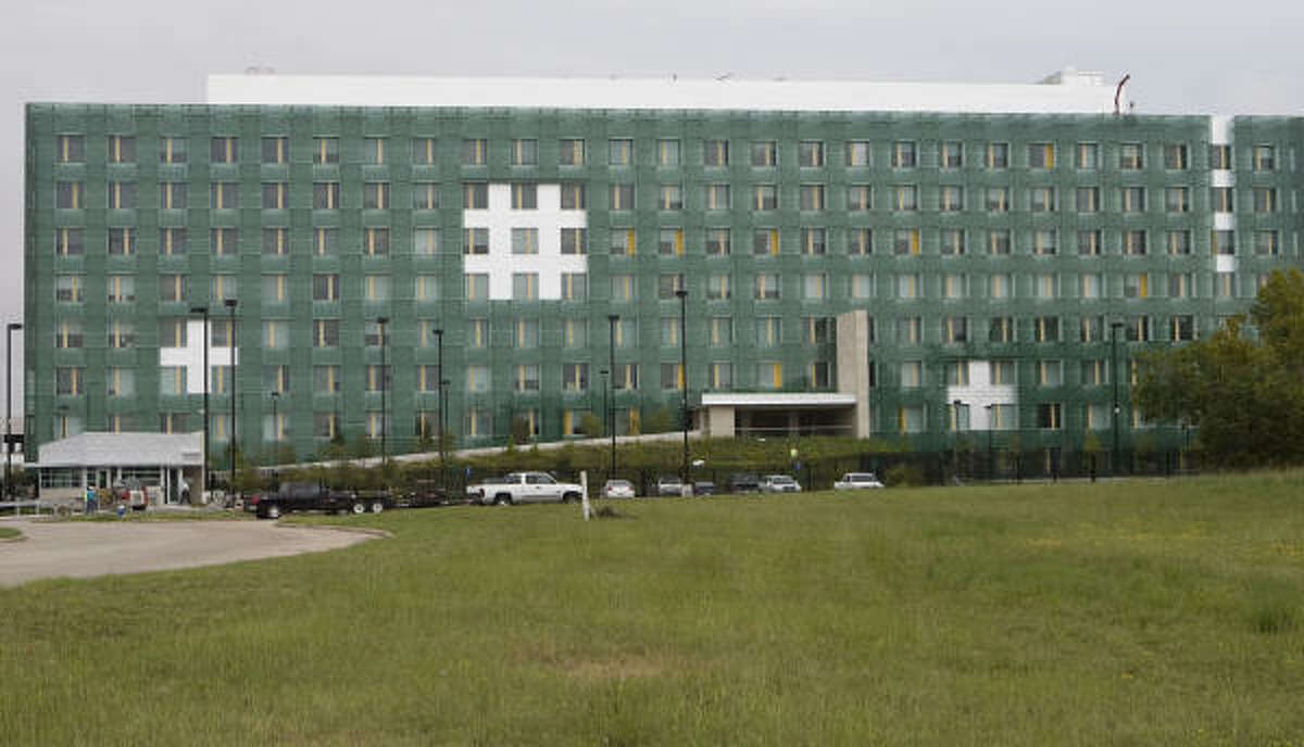 FBI building very green — in both senses of the word