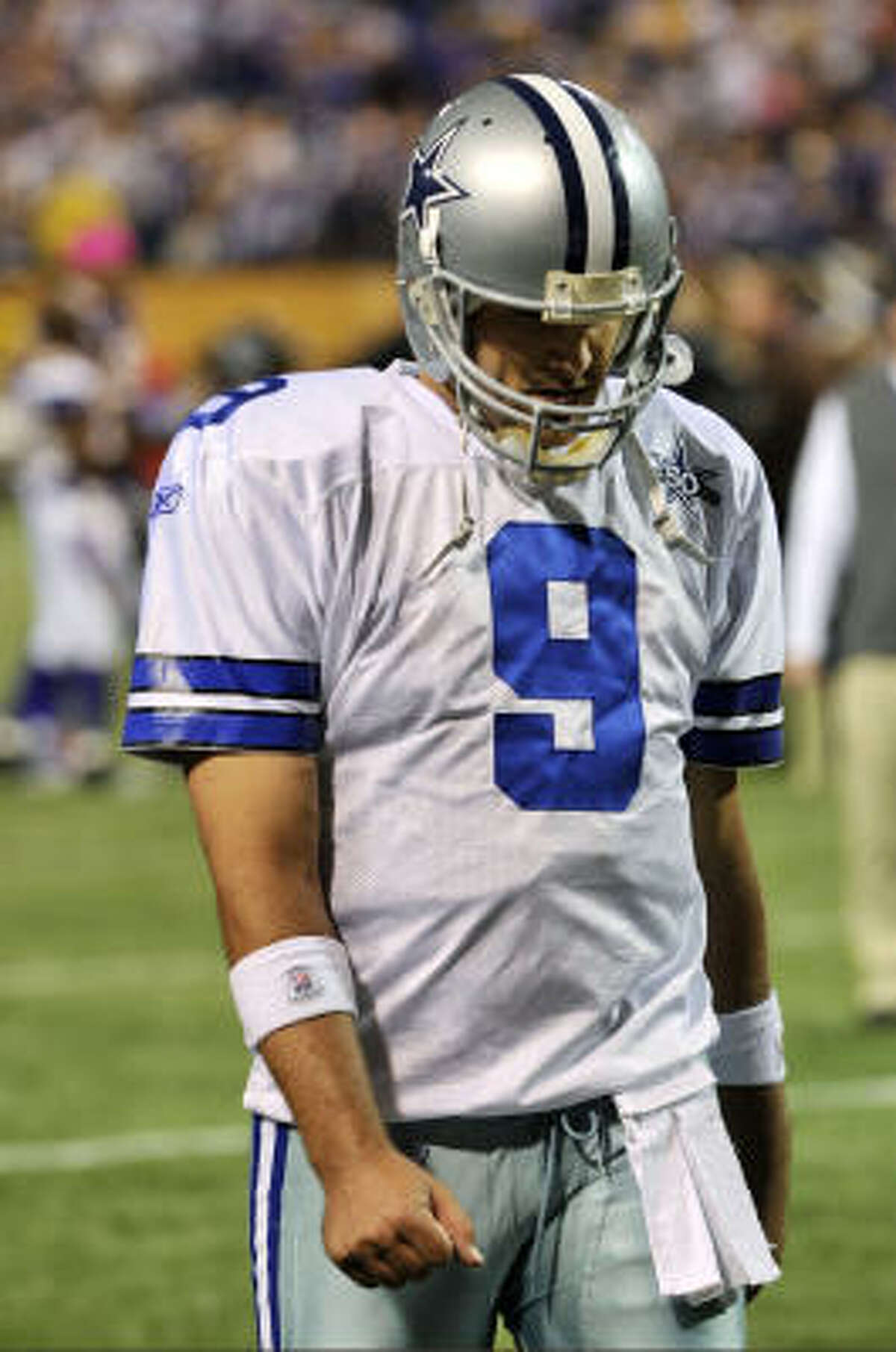 Sports Illustrated released an NFL player’s poll that ranked Tony Romo as the league’s second-most overrated player.