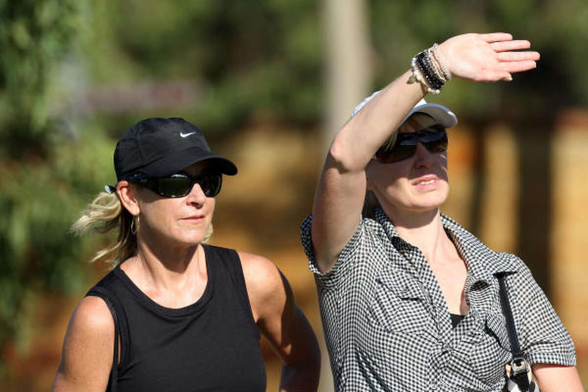 Marriage To Tennis Queen Fits Rejuvenated Norman To A Tee