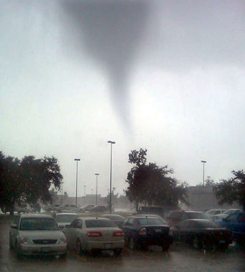 Beaumont Tornado Causes Fear And Panic No Fatalities Houston