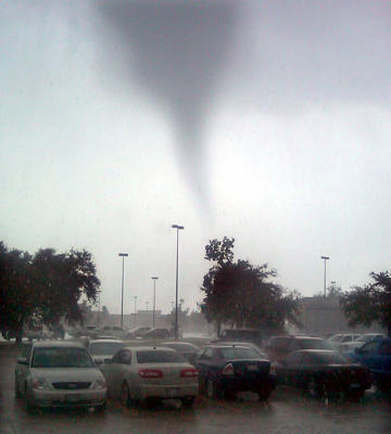 Beaumont tornado causes fear and panic no fatalities