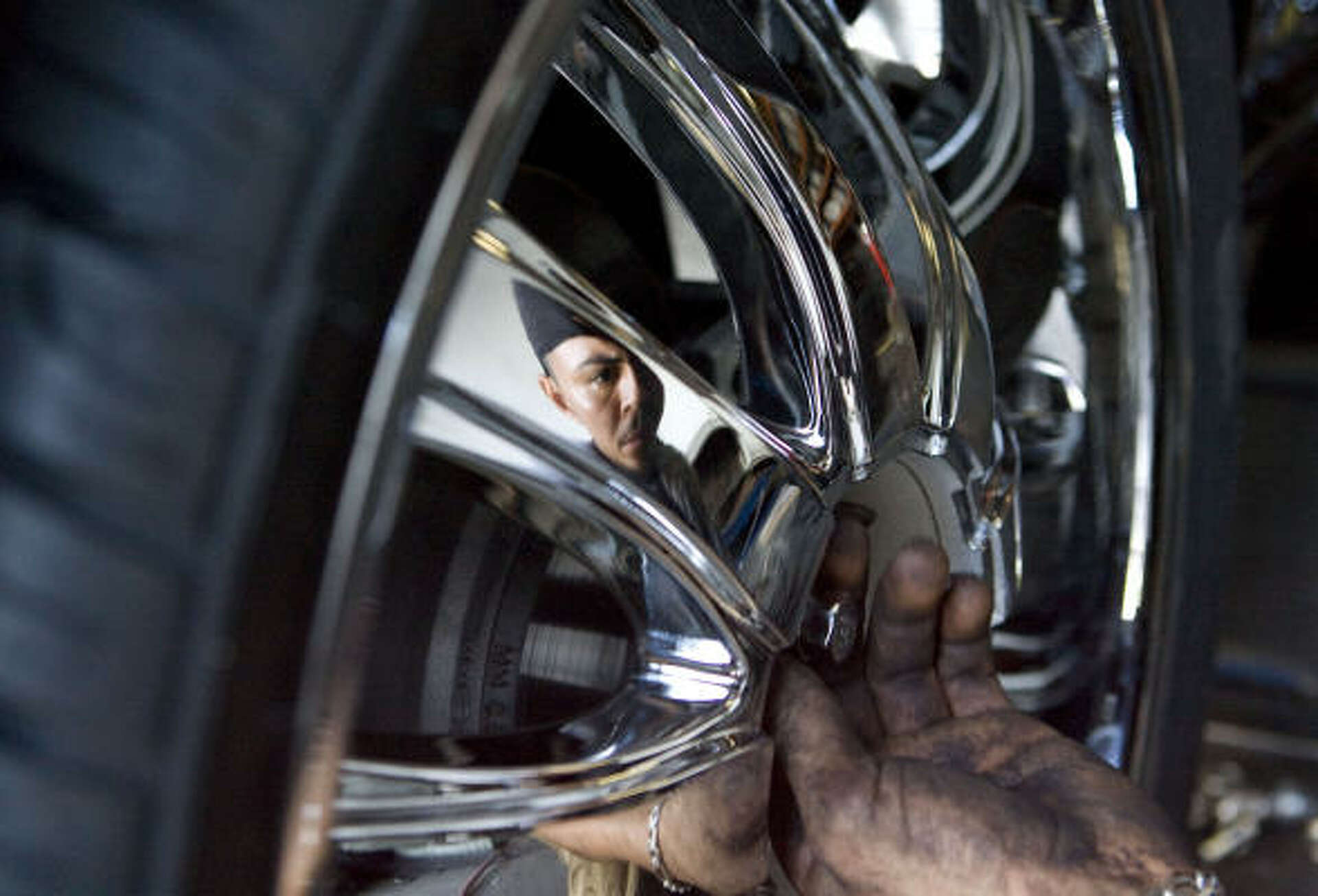 Car rims so coveted, some people will kill for them
