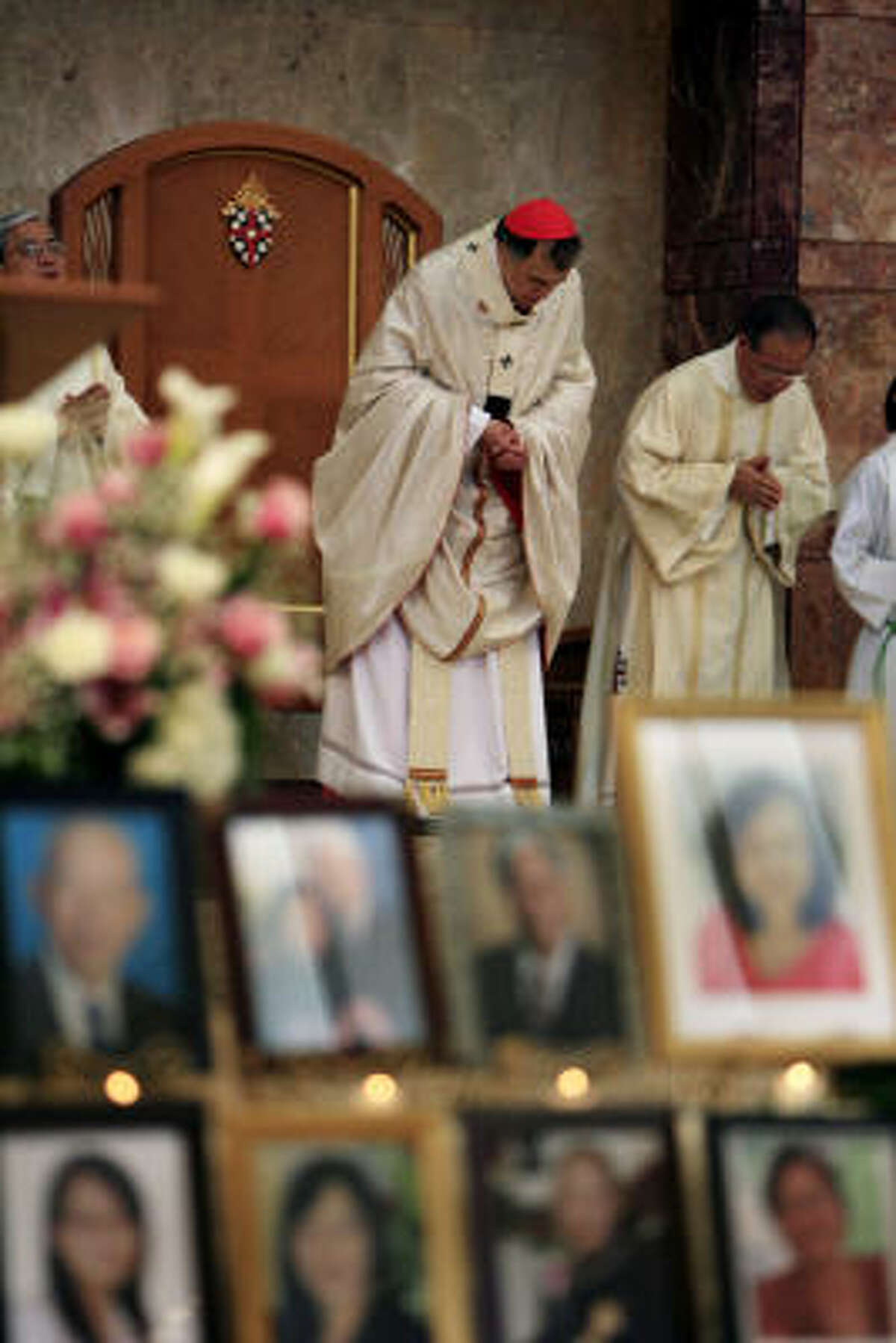 Cardinal Daniel N. DiNardo presides over a Mass on Sunday at the Co-Cathedral of the Sacred Heart that honored those who died in last month's bus crash in Sherman.