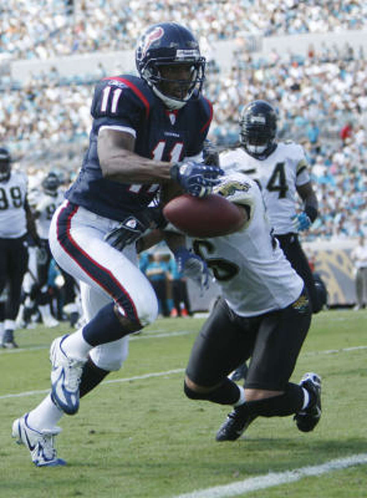 Poised to take an early lead Sunday at Jacksonville, the Texans instead came away with no points as Andre Davis fumbled just before crossing the goal line when hit by the Jaguars' Sammy Knight.