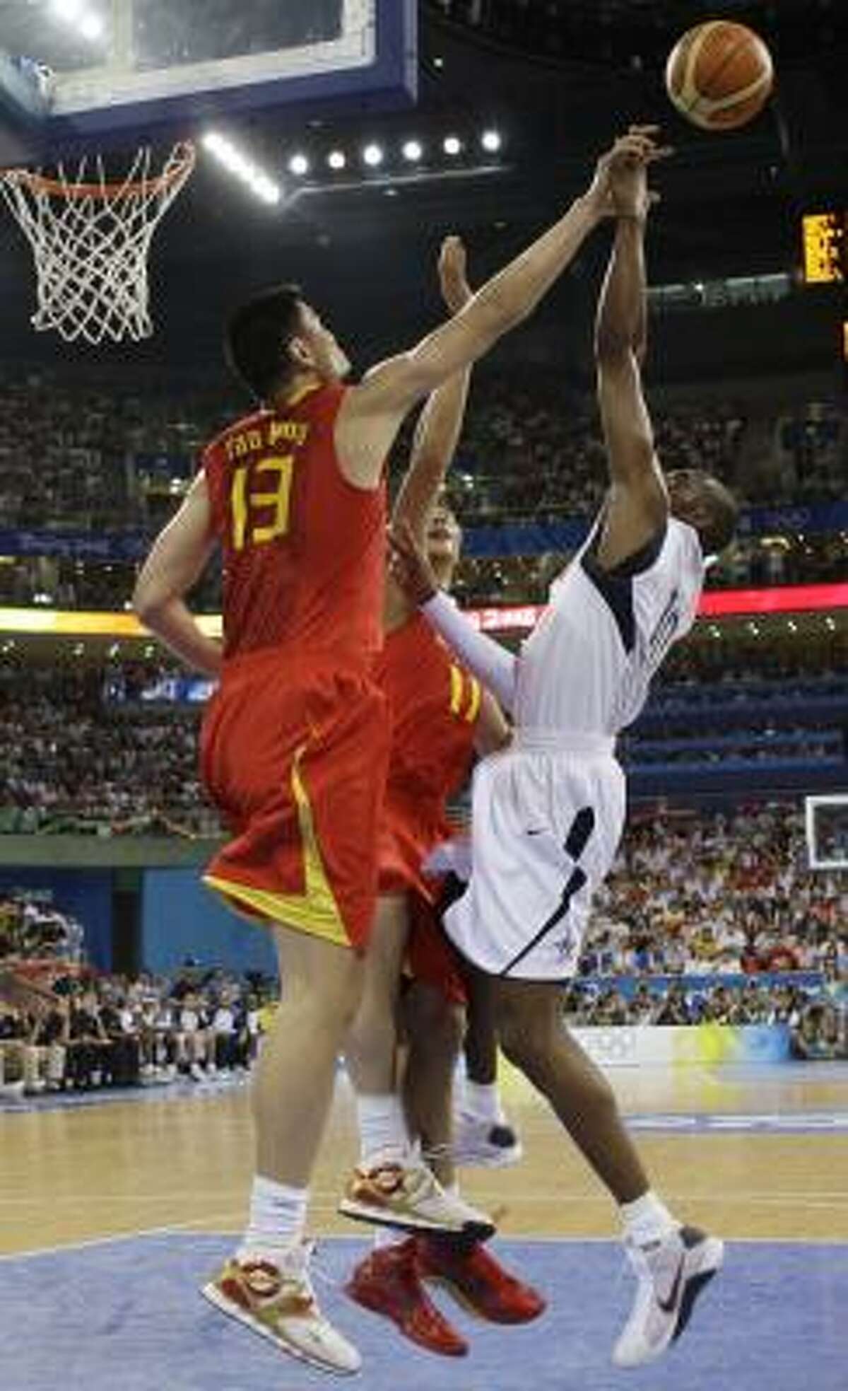 Wade James Power U S To Rout Of Yao China