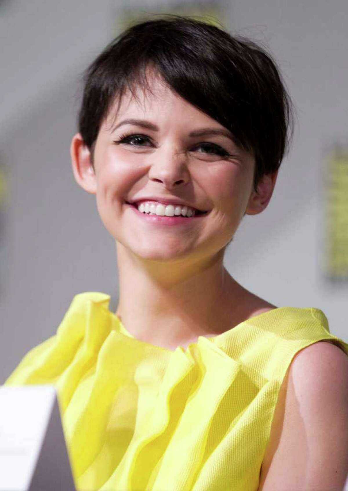 Pictures Of Ginnifer Goodwin