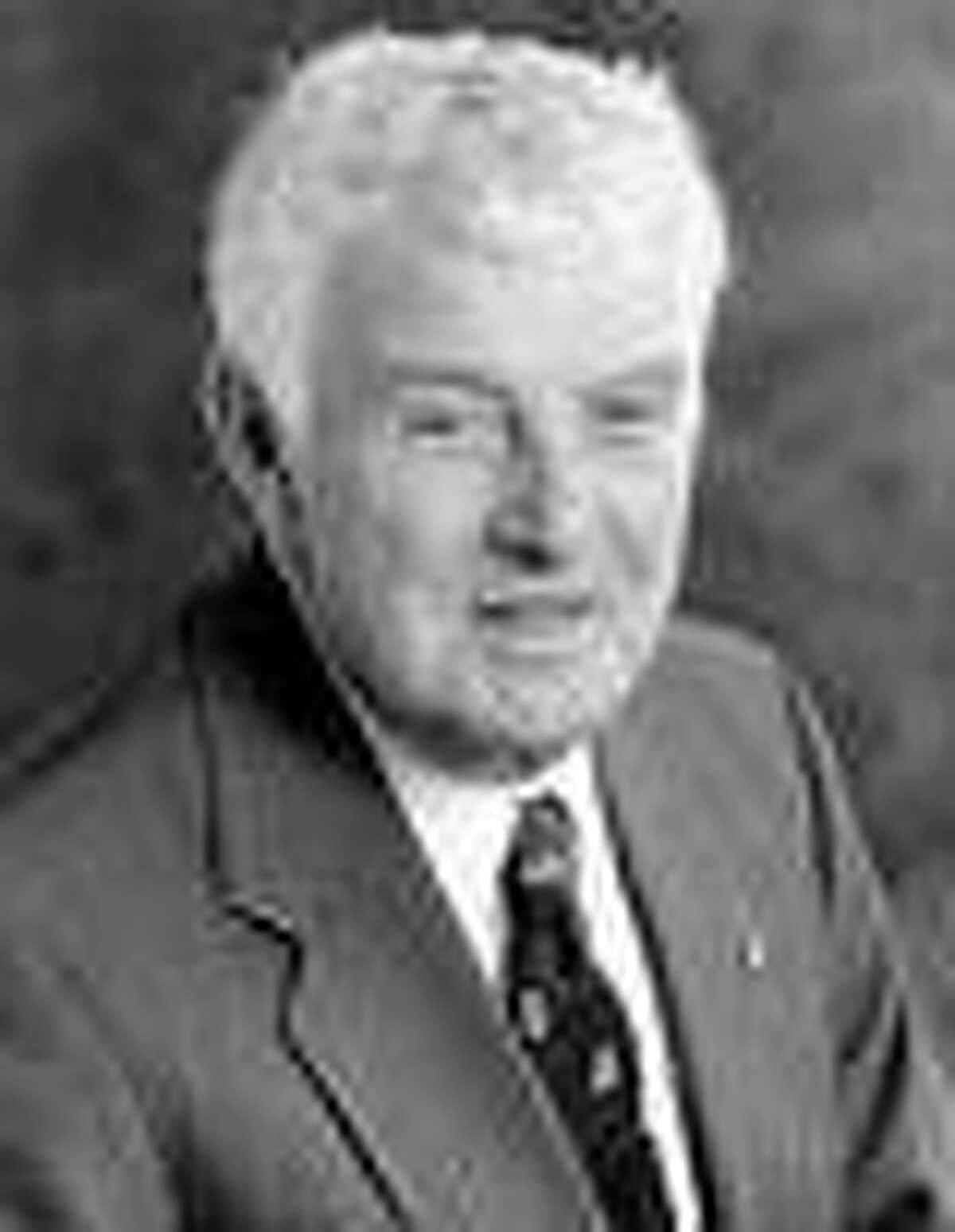 Fairfield #39 s par 3 golf links named in honor of Dickman Fairfield #39 s par 3 golf links named in honor of Dickman