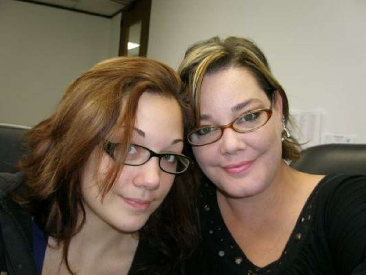 Mother Daughter Lookalike Contest 2011 