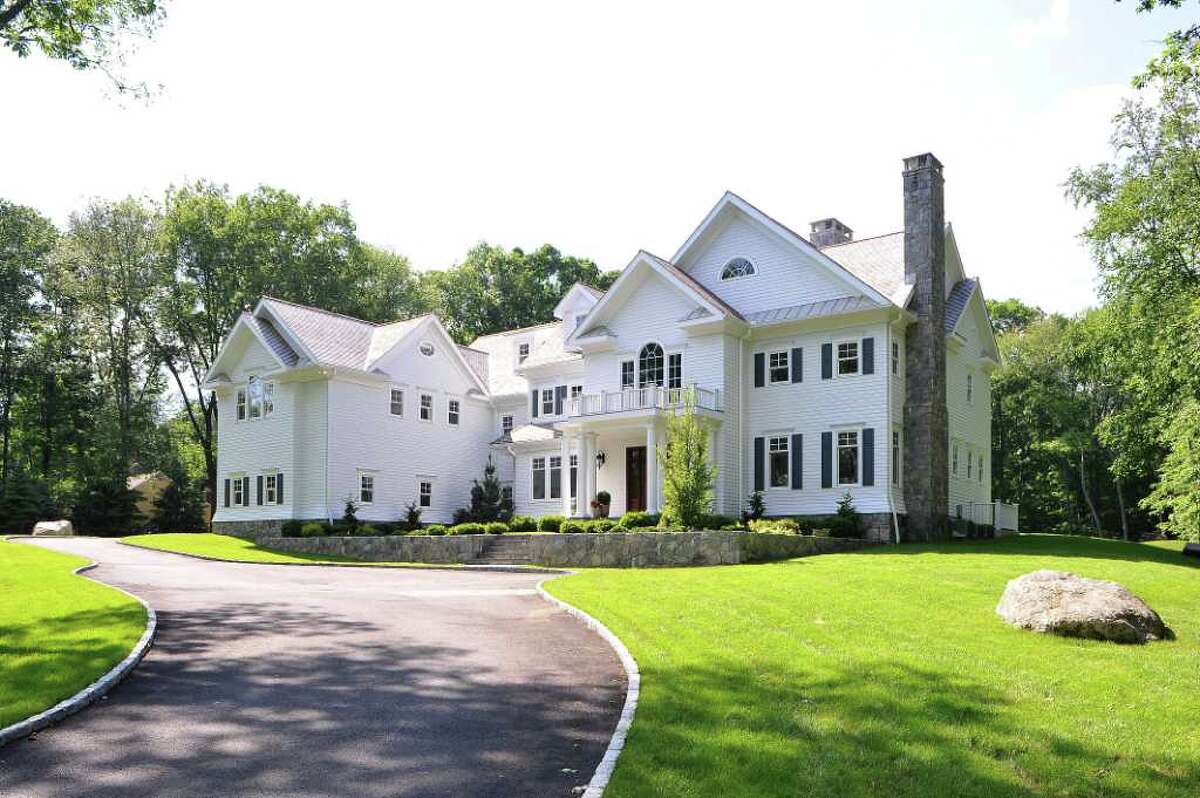 Fraser Road colonial Newly built for living, entertaining