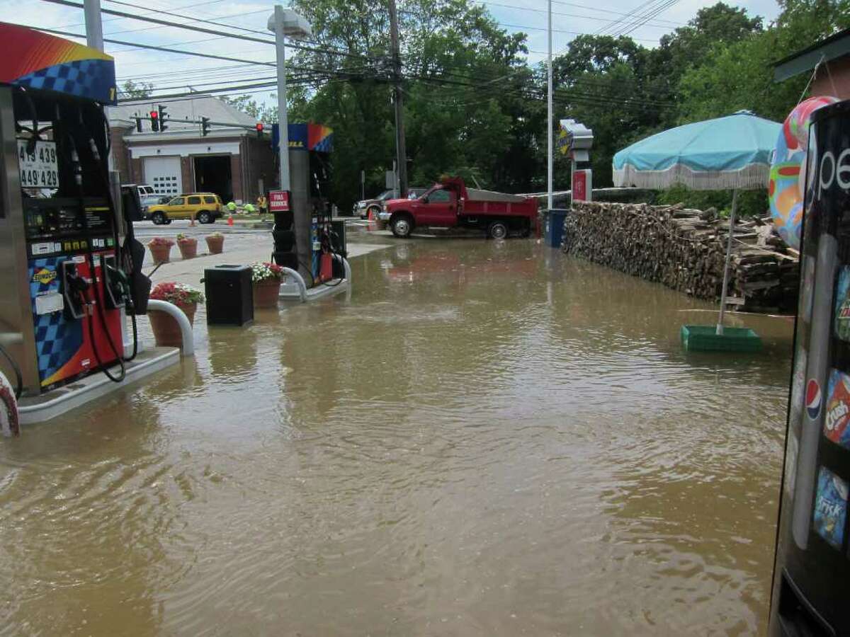 Glenville intersection reopened after flooding