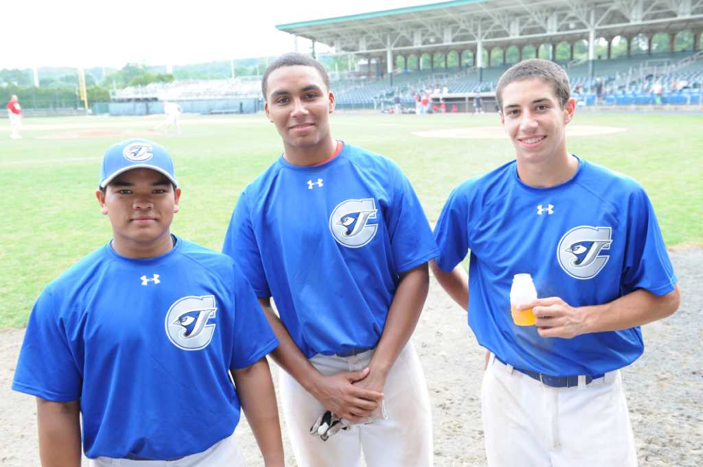 Greenwich trio leading Team Connecticut Blue Jays in national tournament