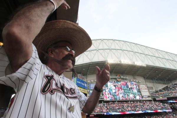 Astros fans mourn mustached super-fan Valentin Jalomo - Our Esquina