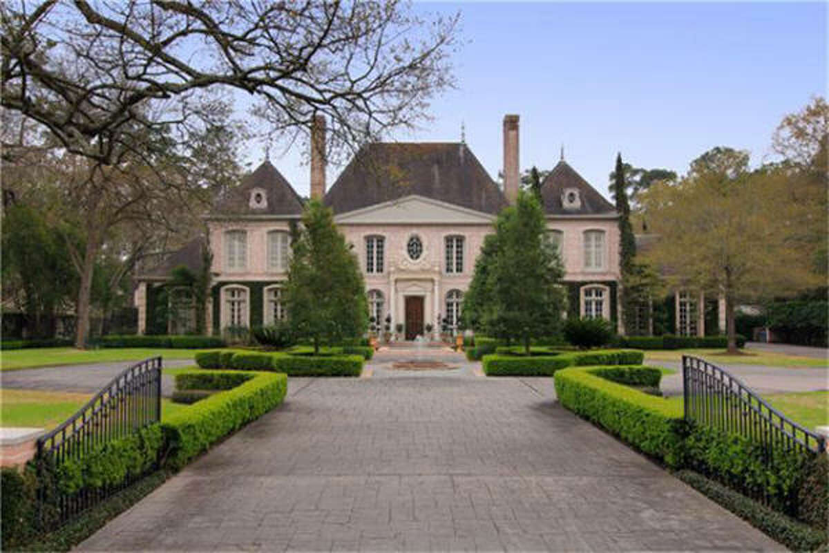 11101 Beinhorn Rd, $2,995,000 Agent: Cathy Cagle Martha Turner Properties 713-520-1981 Main 713-298-6190 Direct