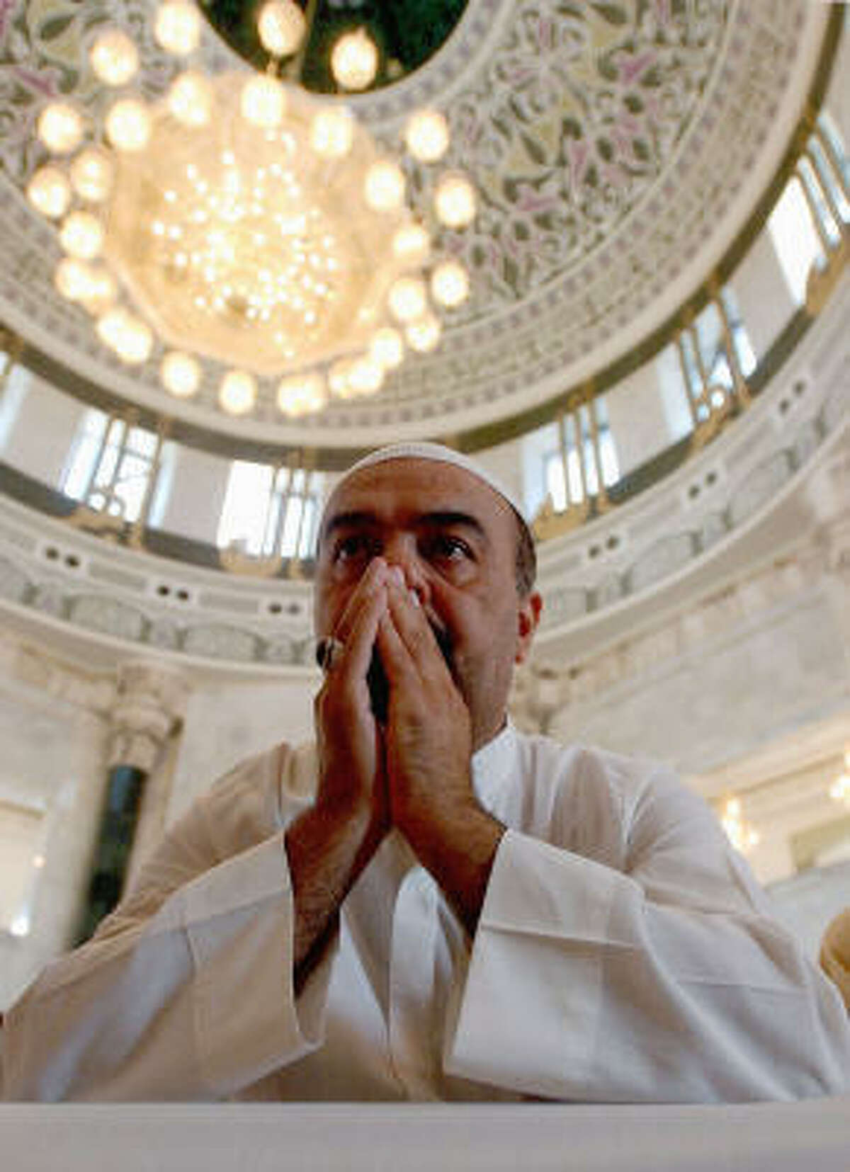 The Two Faces Of Islam culture-language-religion