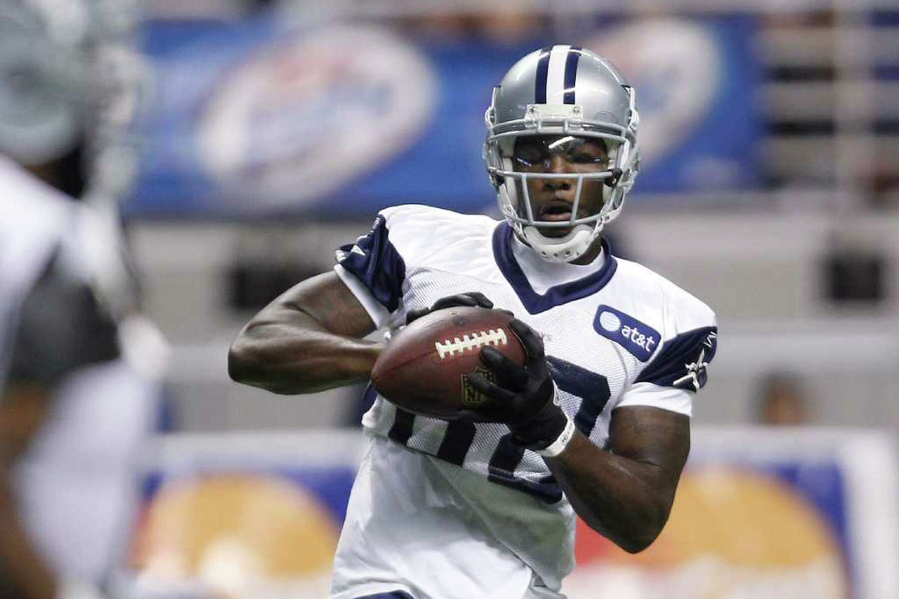 Dez Bryant injury: Former Pro Bowler Reportedly Suffers Torn