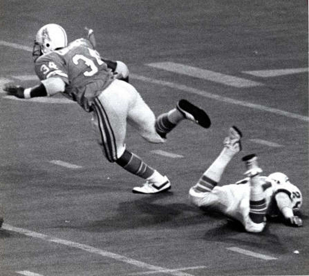 Earl Campbell photos that will make you miss the Oilers