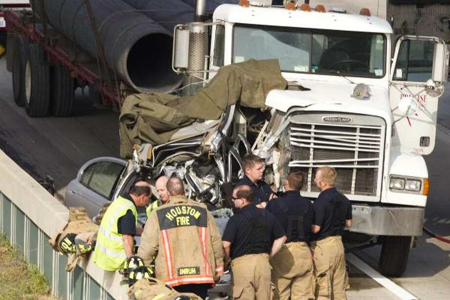 2 killed in Houston accidents Houston Chronicle