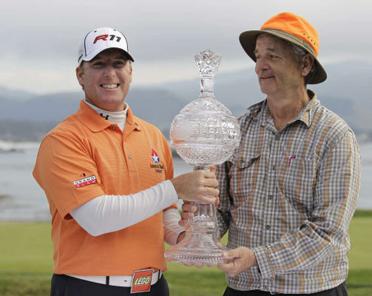 Points wins Pebble Beach with Bill Murray at his side