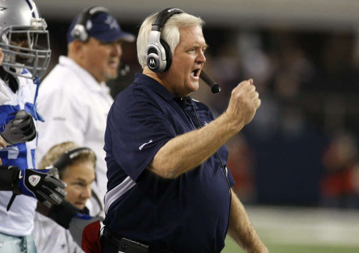 Wade Phillips is the leading candidate to replace the fired Frank Bush.