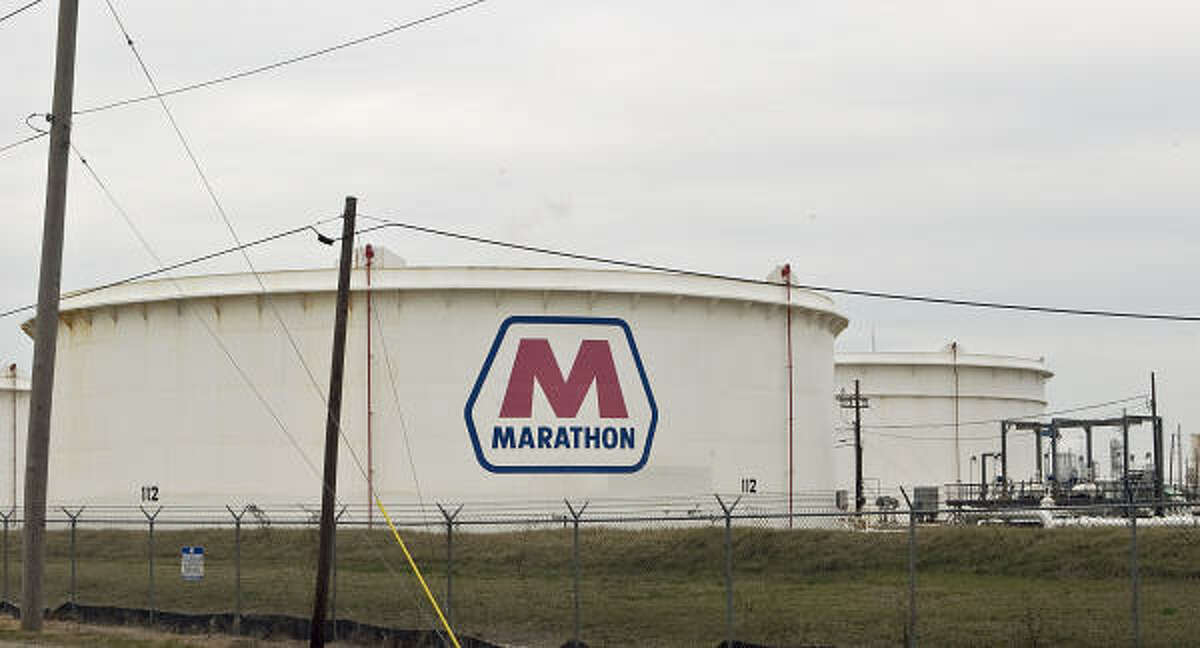 Marathon to spin off refining business