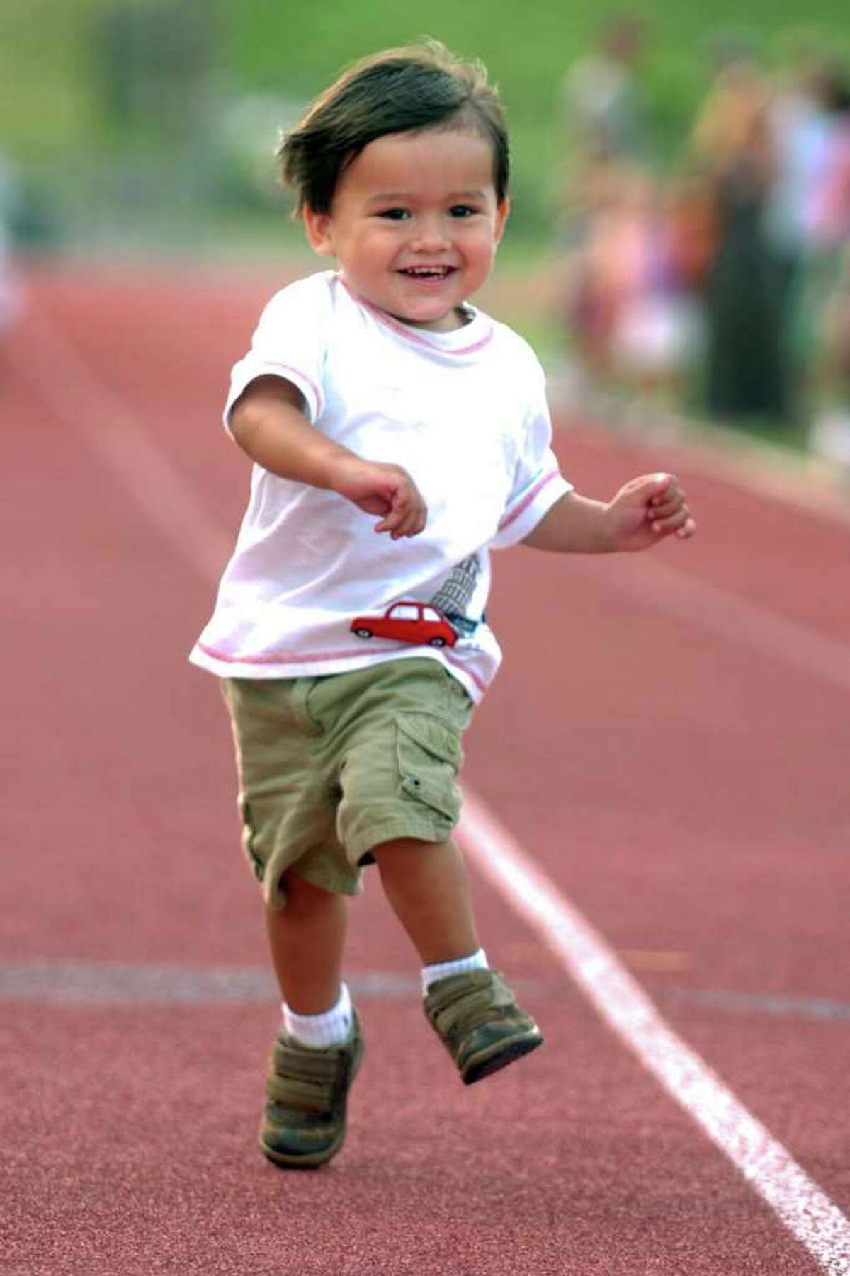 Smiths dominate 5th Age Group Track and Field meet