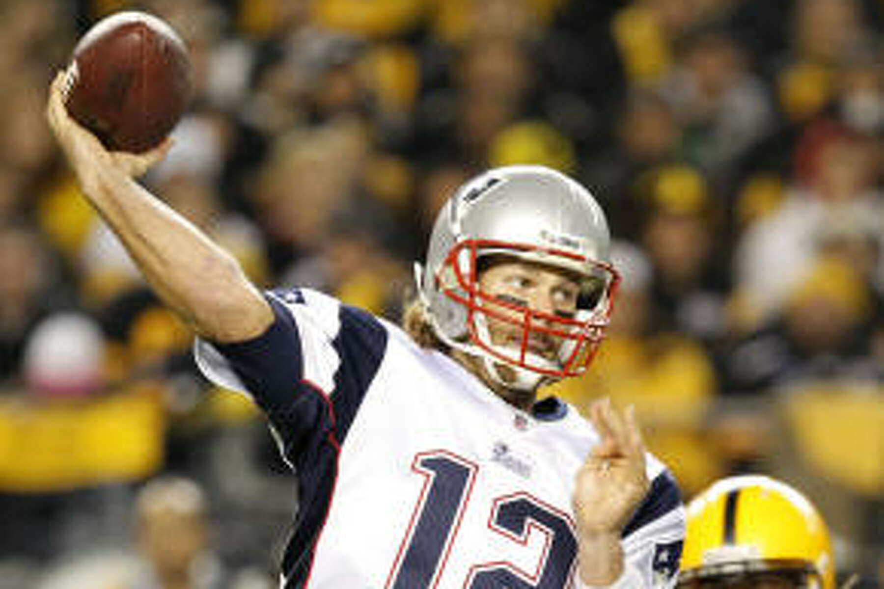 Fiery Brady leads Patriots past Steelers 39-26 - The San Diego