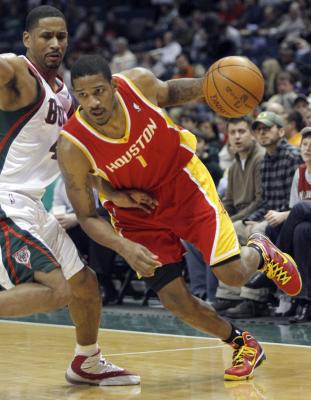 Lawrence Greer Rockets Rockets find offense again in win over Milwaukee