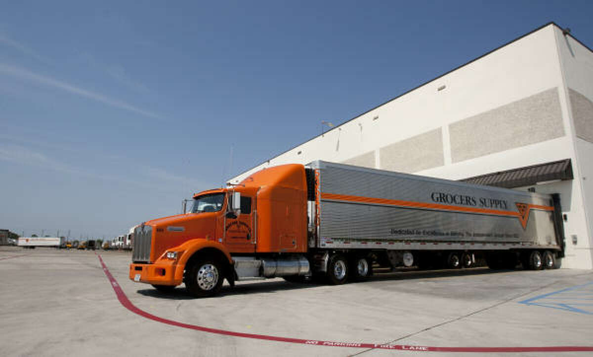 Grocers Supply distribution center breaks ground in north Houston