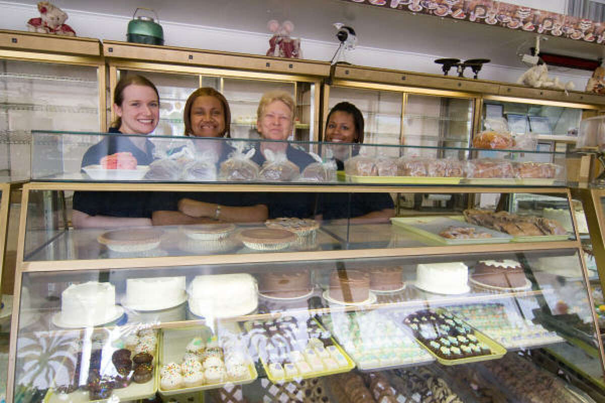 Best Houstonarea bakeries for National Cake Day, according to Yelp