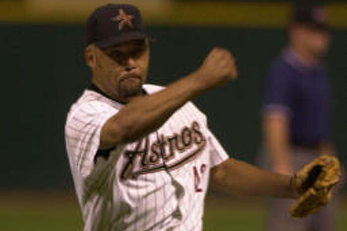 Houston Astros pitcher Jose Lima throws a pitch in the second