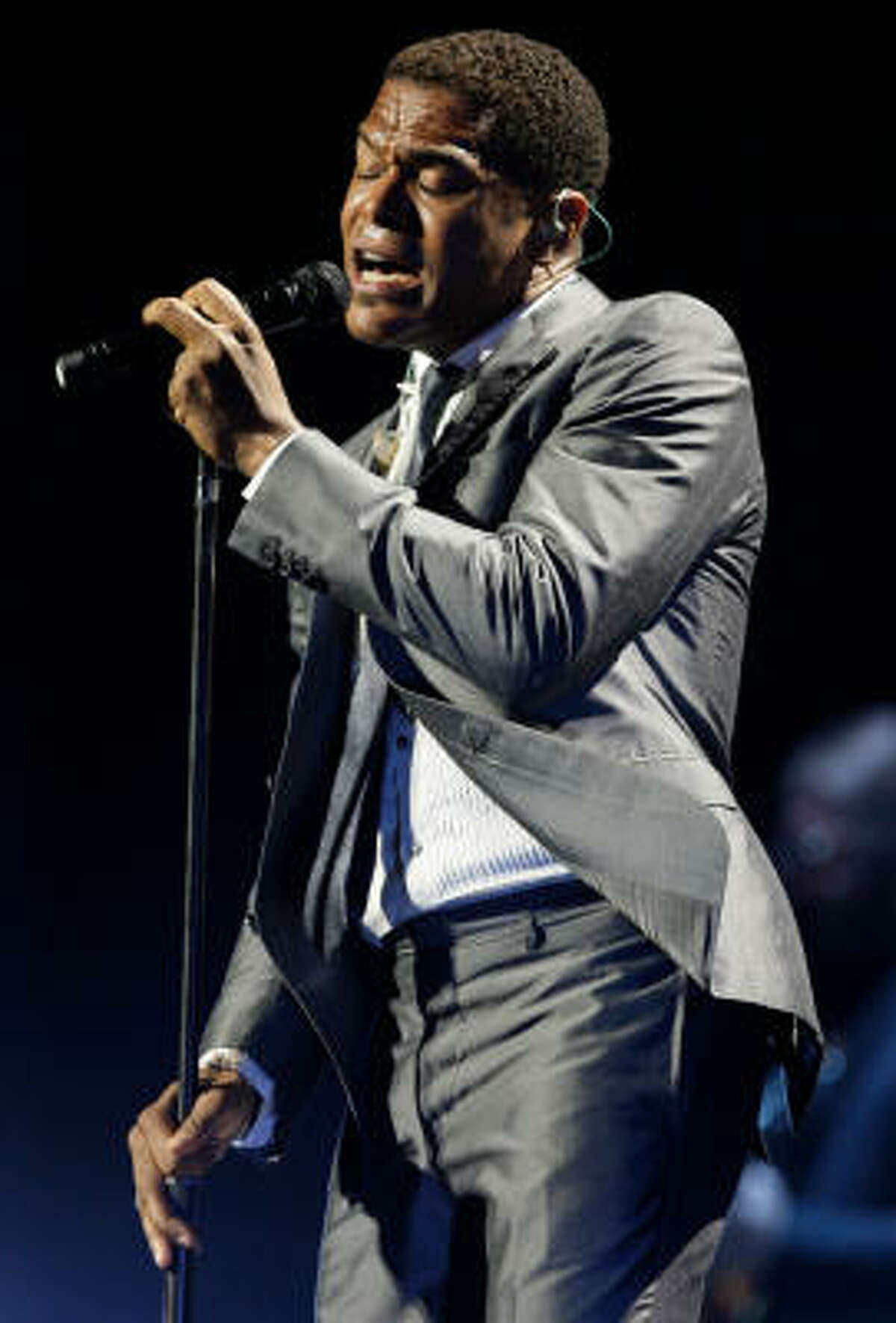 Maxwell at Toyota Center