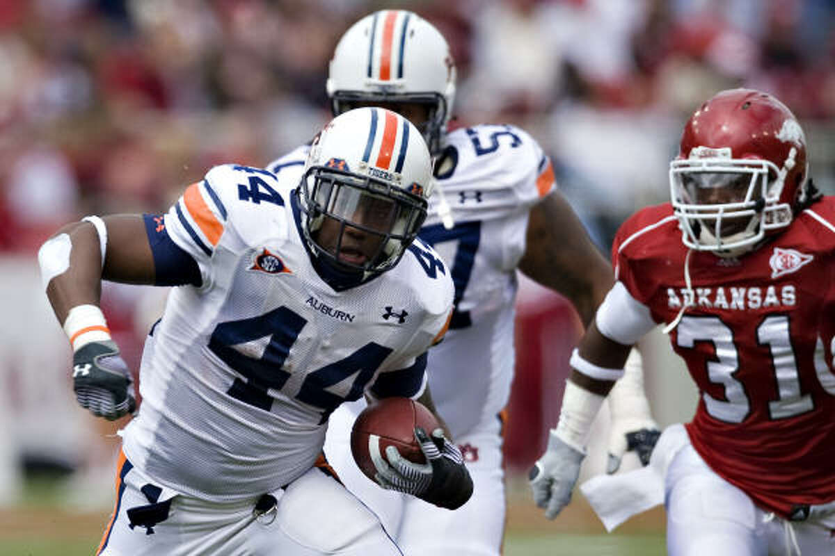 Ben Tate Position: Running back. School: Auburn. Height/weight: 5-11, 220. Round/pick: 2/58. College highlights: Despite a reputation for inconsistency — maybe because he played for four offensive coordinators in four seasons — he ran for 3,321 yards, fifth in Auburn history behind Bo Jackson, James Brooks, Joe Cribbs and Cadillac Williams. Role with Texans: With Steve Slaton coming off a season-ending injury, he'll compete for the starting tailback job with Slaton, Arian Foster, Ryan Moats and Chris Henry.