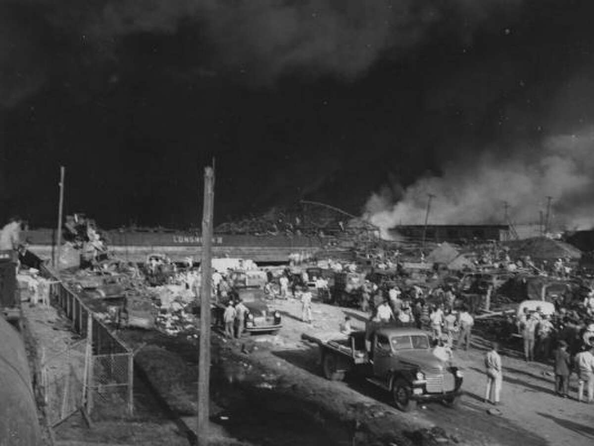 See Historic Rare Footage Of The Aftermath Of The Deadly 1947 Explosion In Texas City 8487