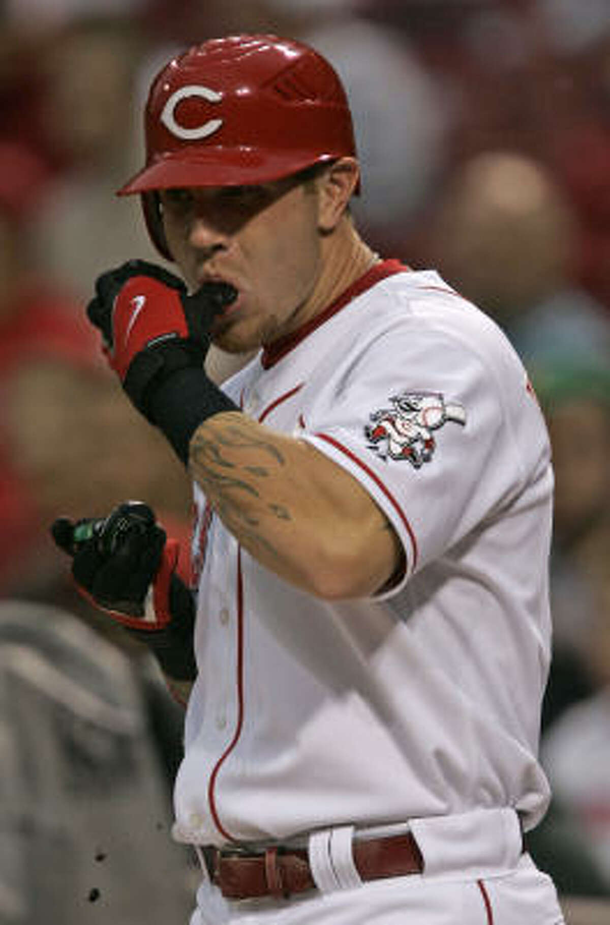 Former Reds and current Rangers outfielder Josh Hamilton chewed early in his career but has since quit.