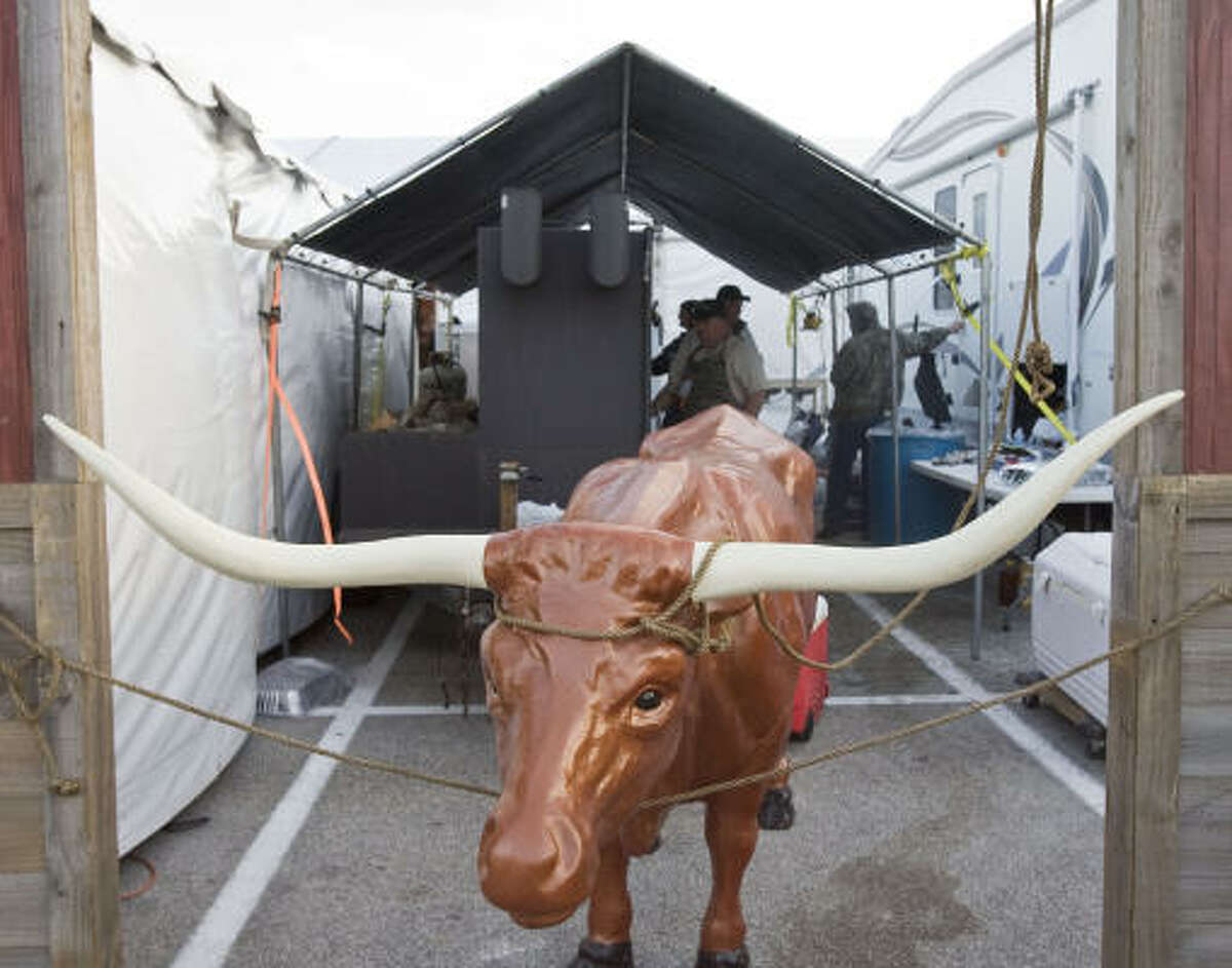 Killen's Barbecue Makes a Monster Move at NRG Stadium: The Barbecue Guy is  Redefining Sports Stadium Food as Texans' New VIP Club Sells Out