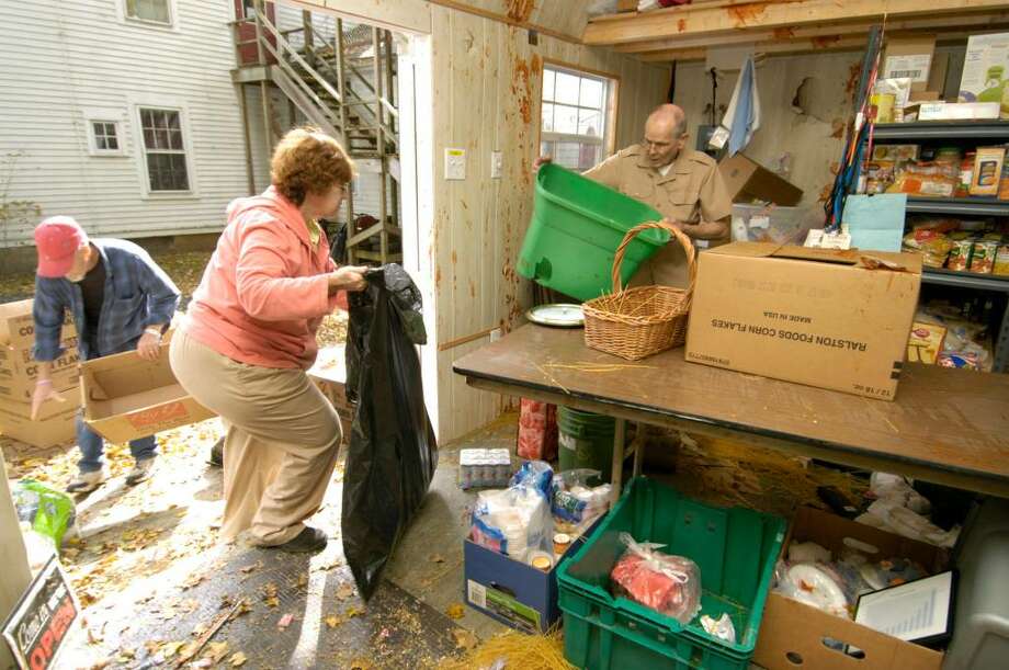 Vandals Ransack Damage New Milford Church Food Pantry Newstimes