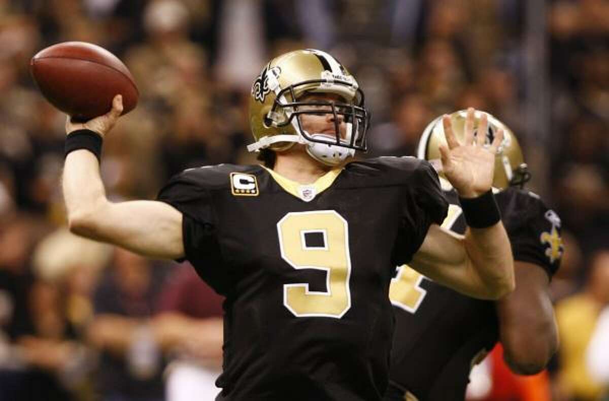 Nov. 30: Saints 38, Patriots 17 Record: 11-0 With one pinpoint throw after another, Drew Brees put New Orleans’ pursuit of perfection into overdrive and left Tom Brady and the New England Patriots in the dust. Brees threw for a season-high 371 yards and five touchdowns, carving up coach Bill Belichick’s defense like few quarterbacks ever. By harassing Brady all game and routing one of the NFL’s top powers, the Saints joined the Indianapolis Colts at 11-0 — the first time two NFL teams have opened with that many consecutive wins in the same season. Brees threw touchdown passes to five different players: Pierre Thomas, Devery Henderson, Robert Meachem, Darnell Dinkins and Marques Colston. In doing so, the Pro Bowl quarterback kept New Orleans on pace to narrowly eclipse New England’s single-season scoring record of 589 points set in 2007.