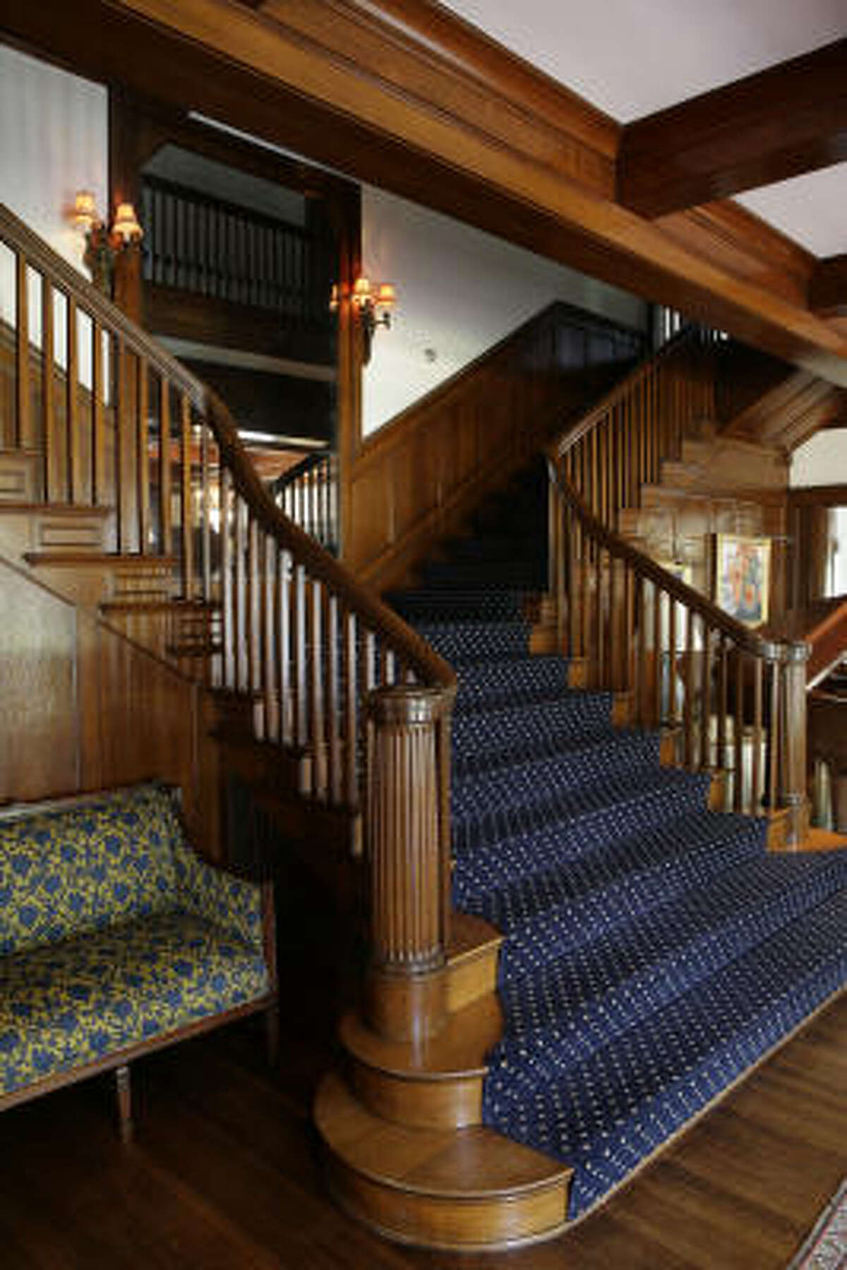 A tour of Houston's Courtlandt Place