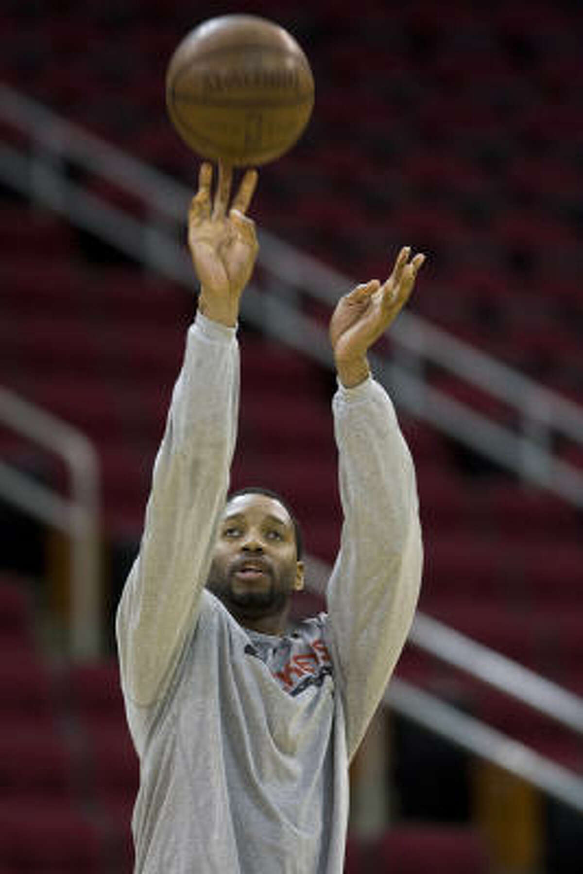 The Rockets still expect Tracy McGrady to be out at least until an MRI scheduled for Nov. 23.