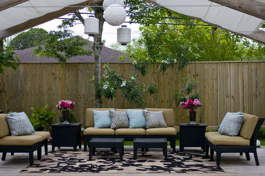 Creating A Backyard Oasis That Feels Intimate And Grand Houston