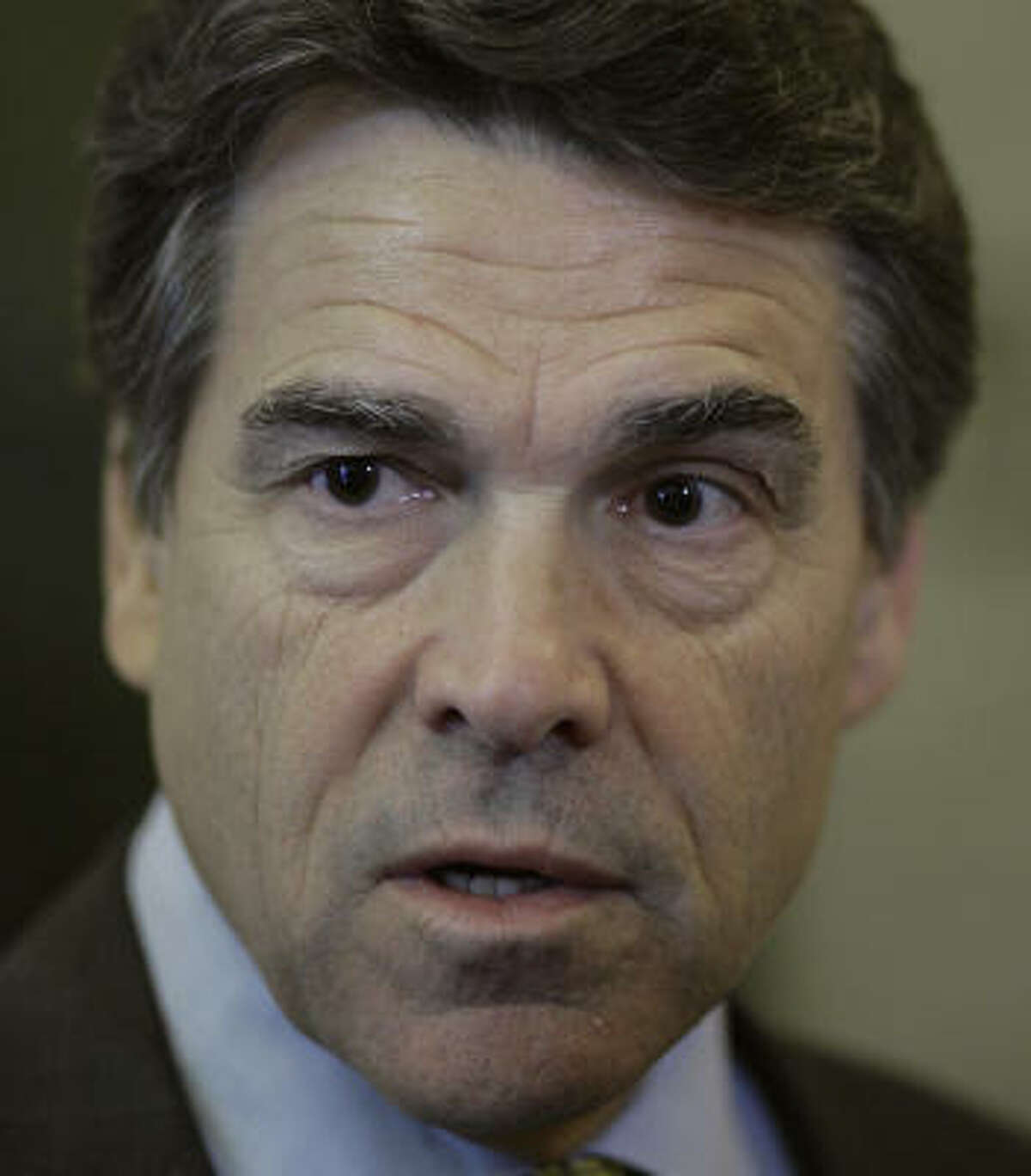 Gov. Rick Perry has threatened a special session if his emergency item on windstorm insurance reform does not pass.