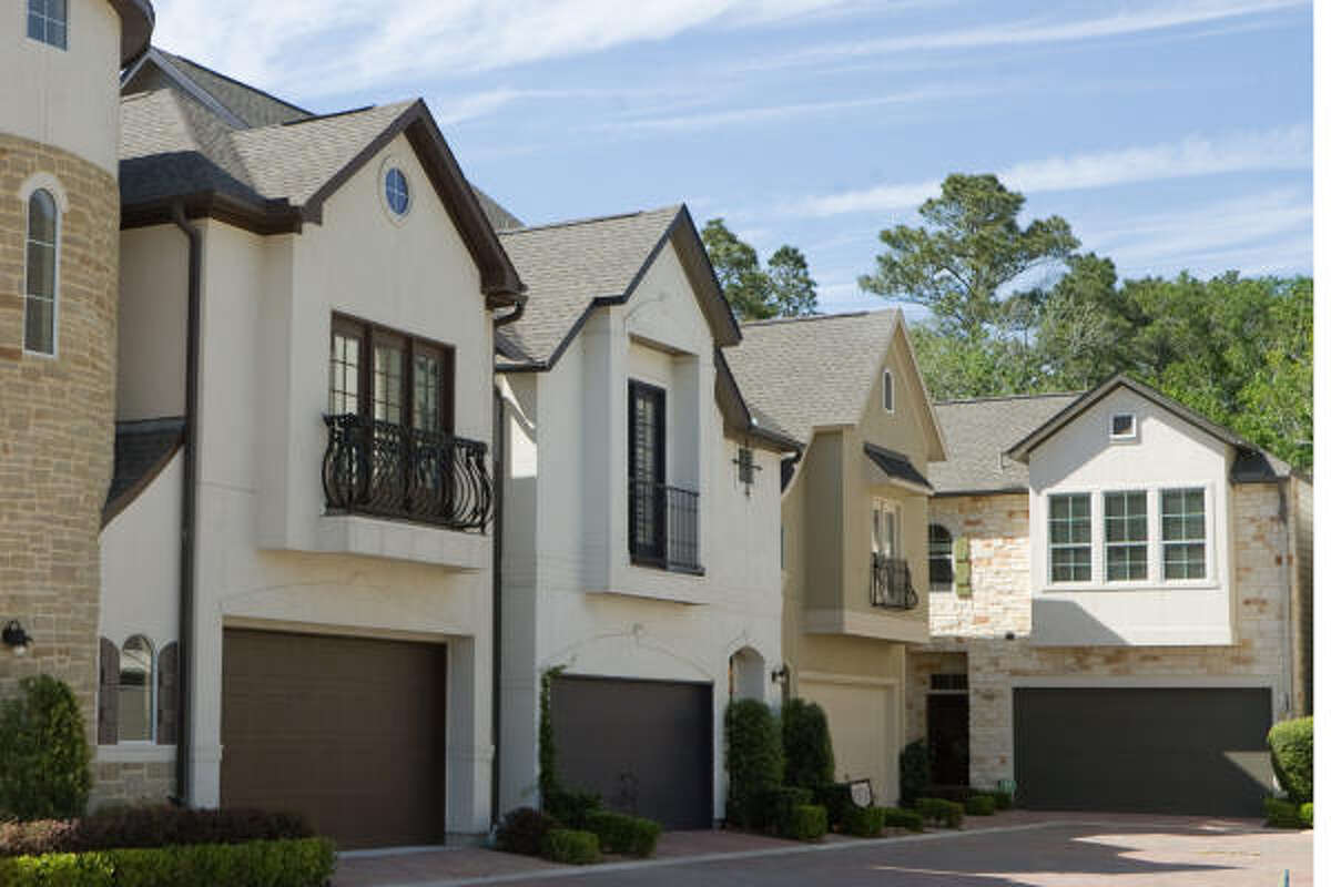 Townhomes of Sherwood Forest undergoes a transformation (w/photos)