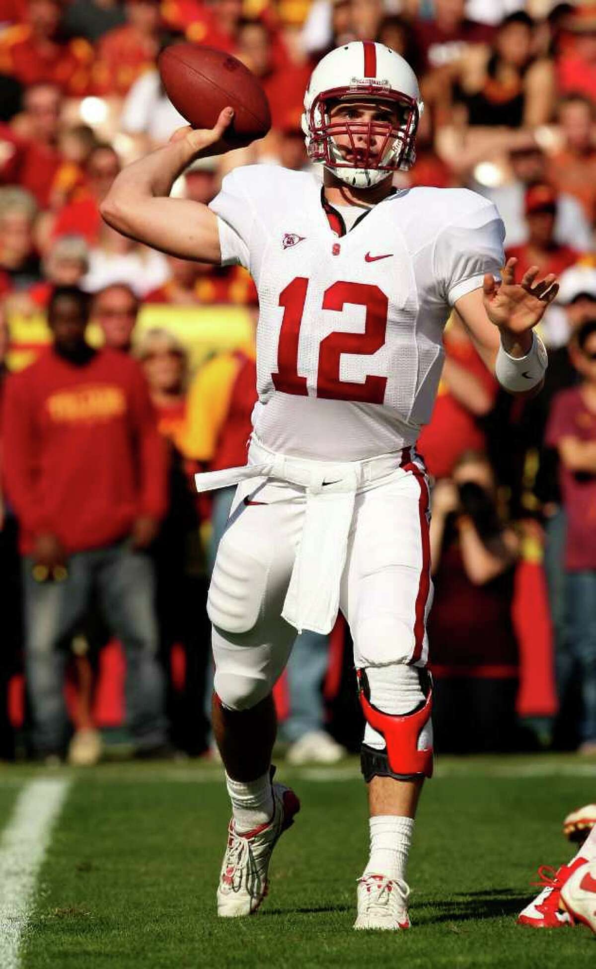 LOS ANGELES - NOVEMBER 14: Quarterback Andrew Luck #12 of the Stanford Cardinal throws a pass against the USC Trojans on November 14, 2009 at the Los Angeles Coliseum in Los Angeles, California. (Photo by Stephen Dunn/Getty Images)