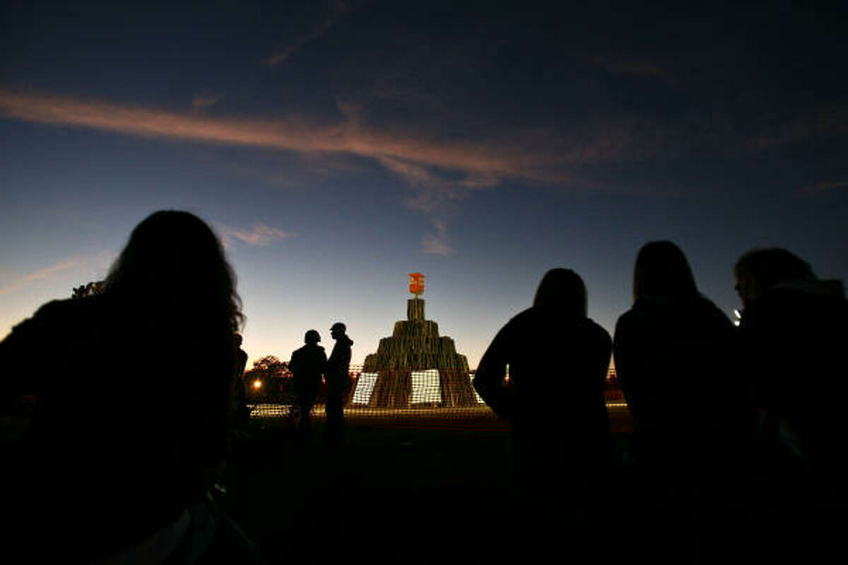 A group of Aggies wait for the start of the off-campus Aggie Bonfire.