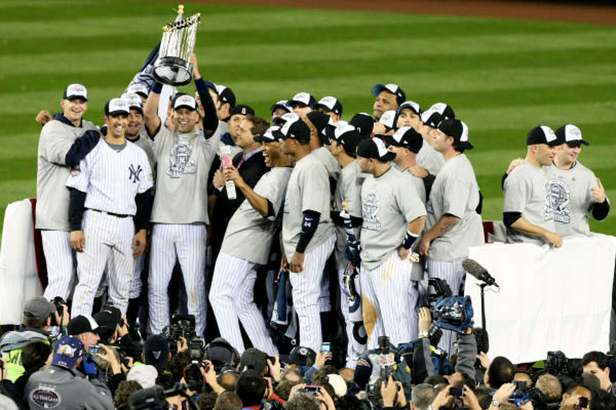 Game 6: Yankees 7, Phillies 3 Yankees players celebrate after their 7-3 win against the Philadelphia Phillies in Game 6 of the 2009 World Series.