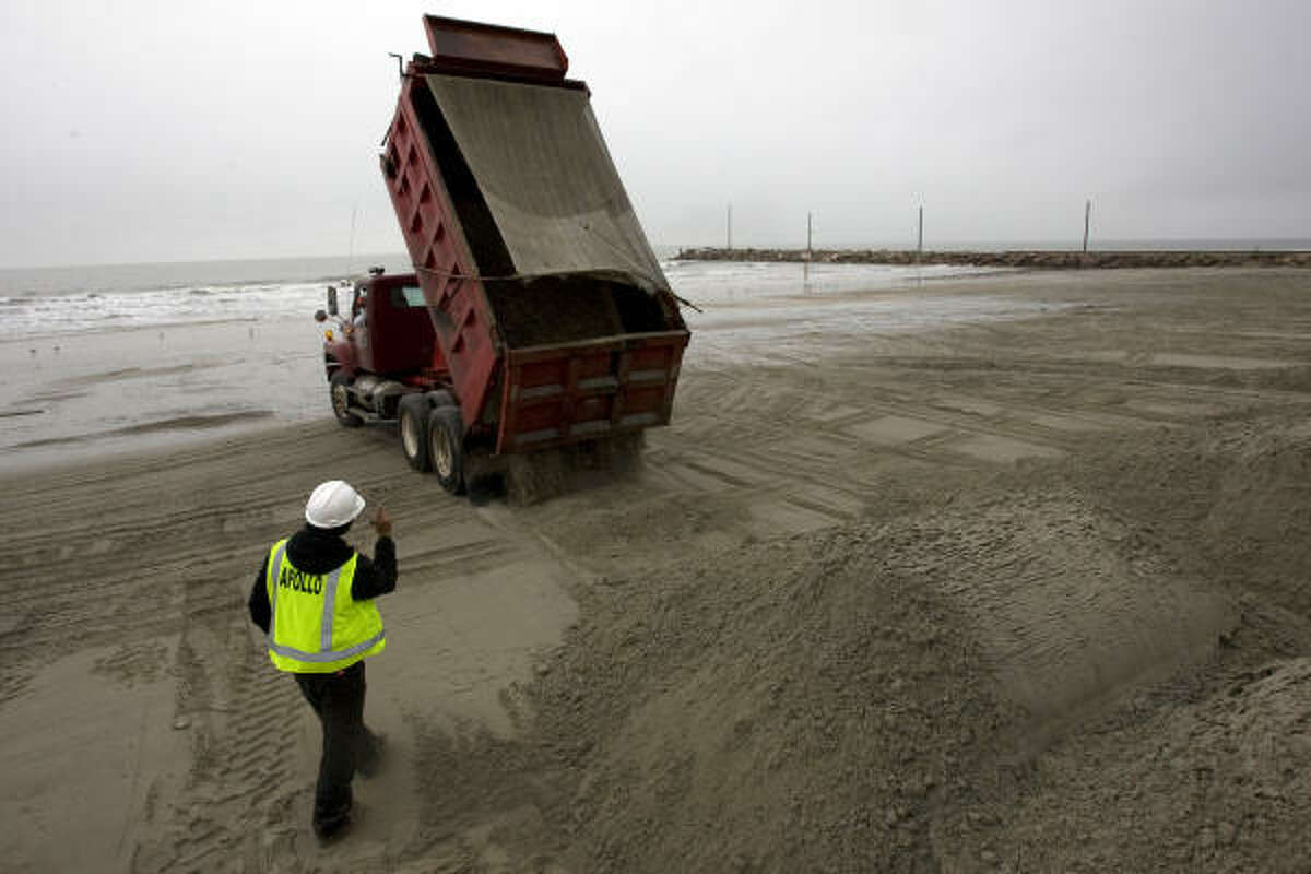 Galveston's ambitious beach extension to start second phase in late summer
