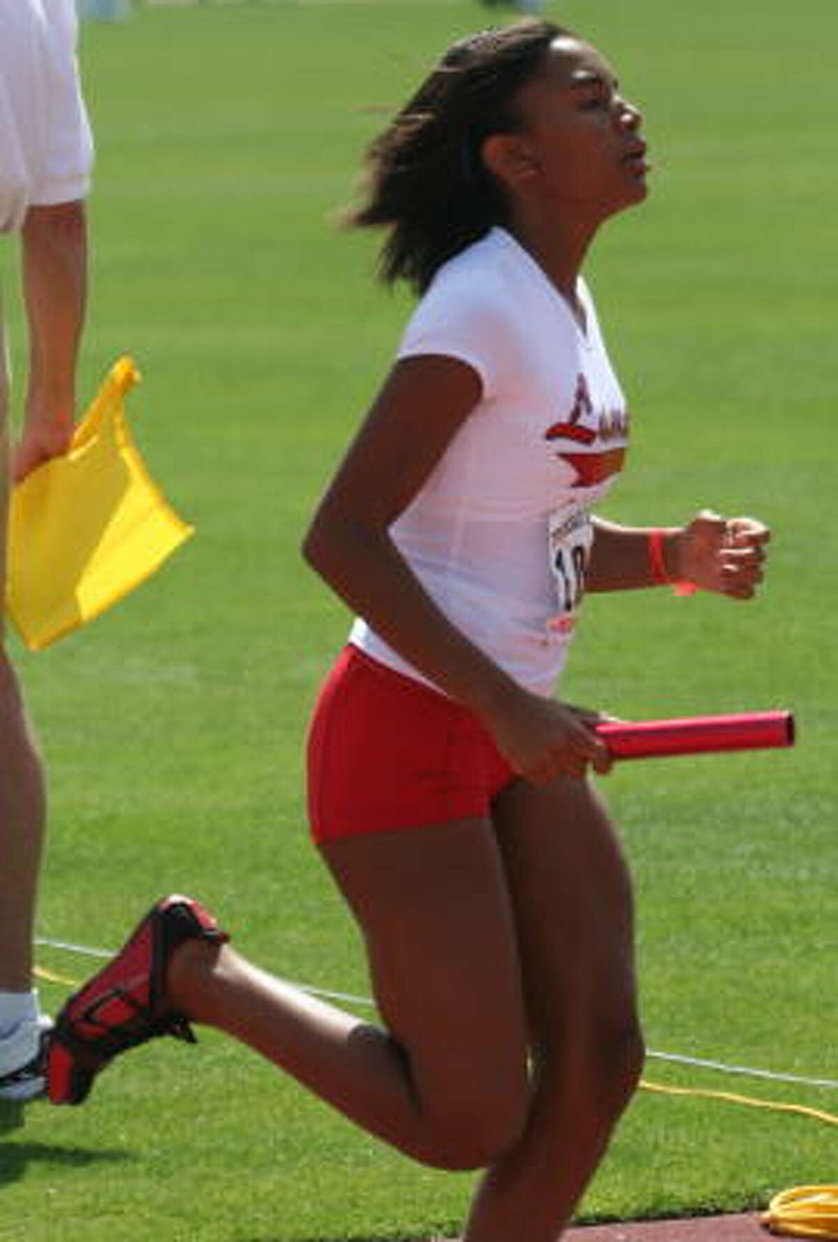Allison Andrews of Lamar in 3200 relay.