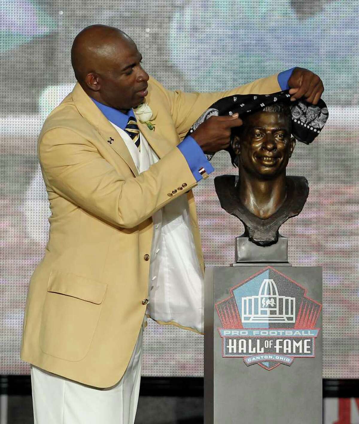 Sanders, Sharpe, Faulk Enter Pro Football Hall Of Fame