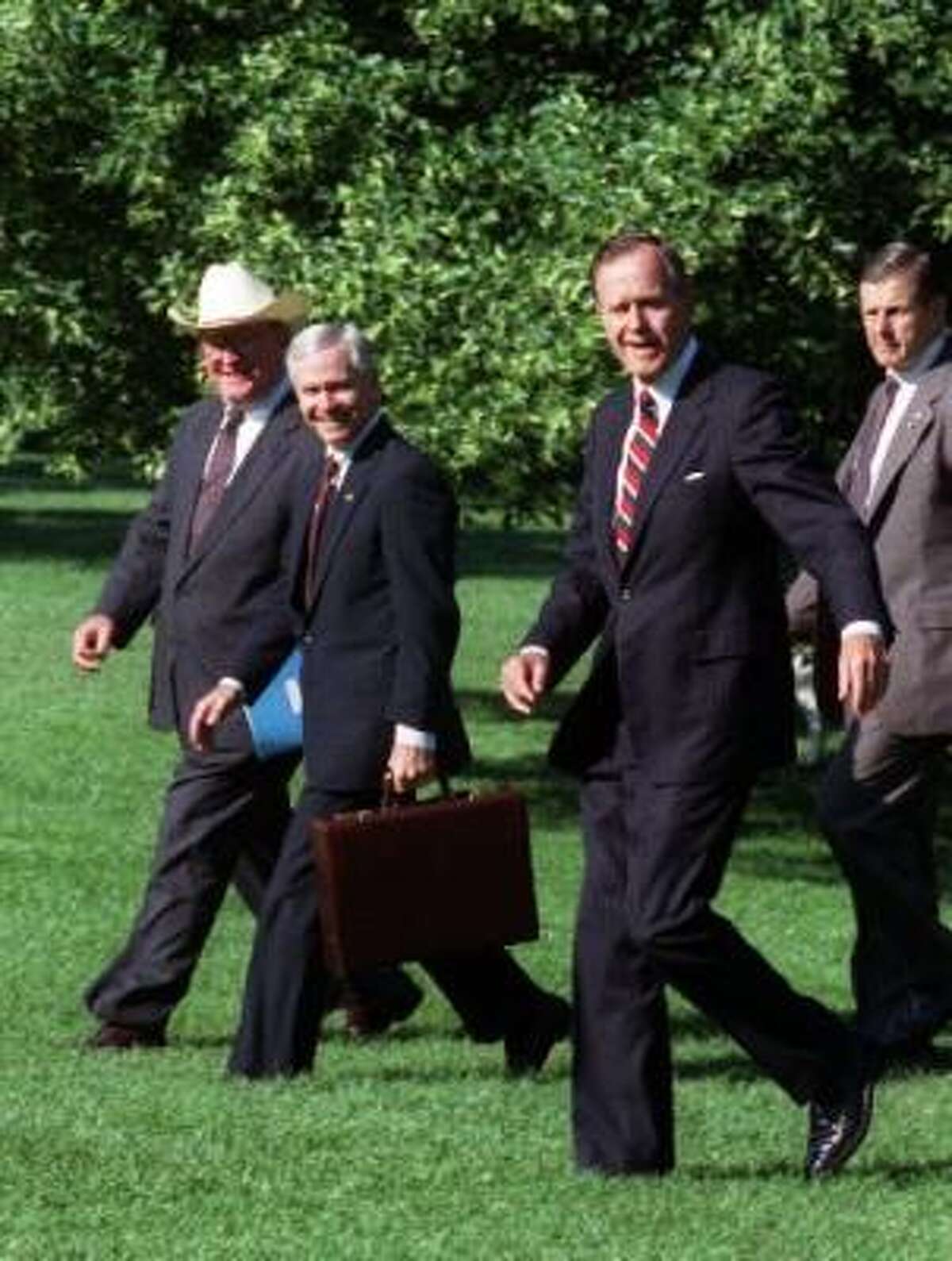 Astros: Late President George H.W. Bush, a longtime fan, 'epitomized ...