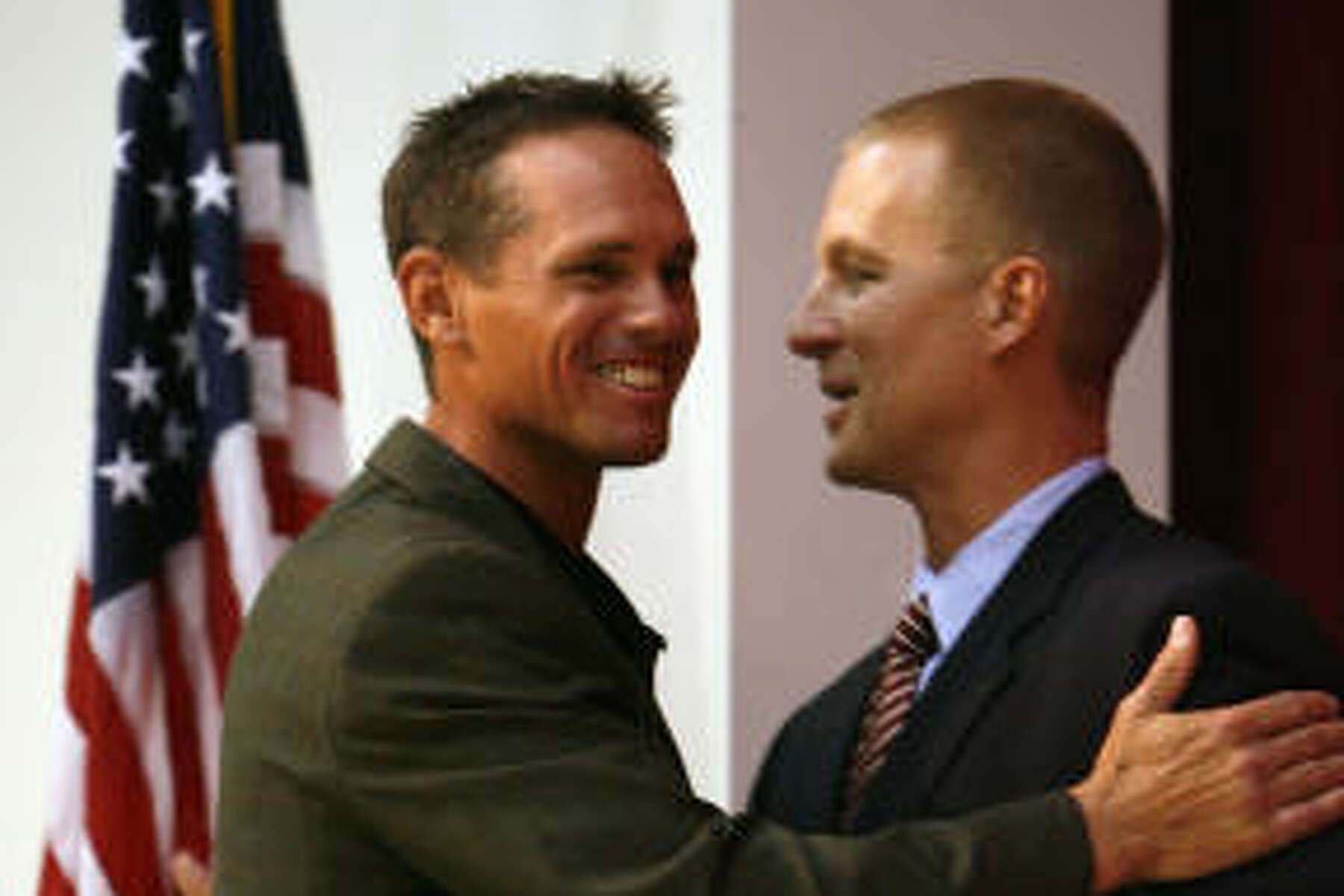 Astros Icon Craig Biggio Embraces St. Thomas Family During Hall of Fame  Celebration - St. Thomas High School